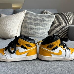 Nike Kids Yellow Black White Air Jordan 1 Mid Sneakers